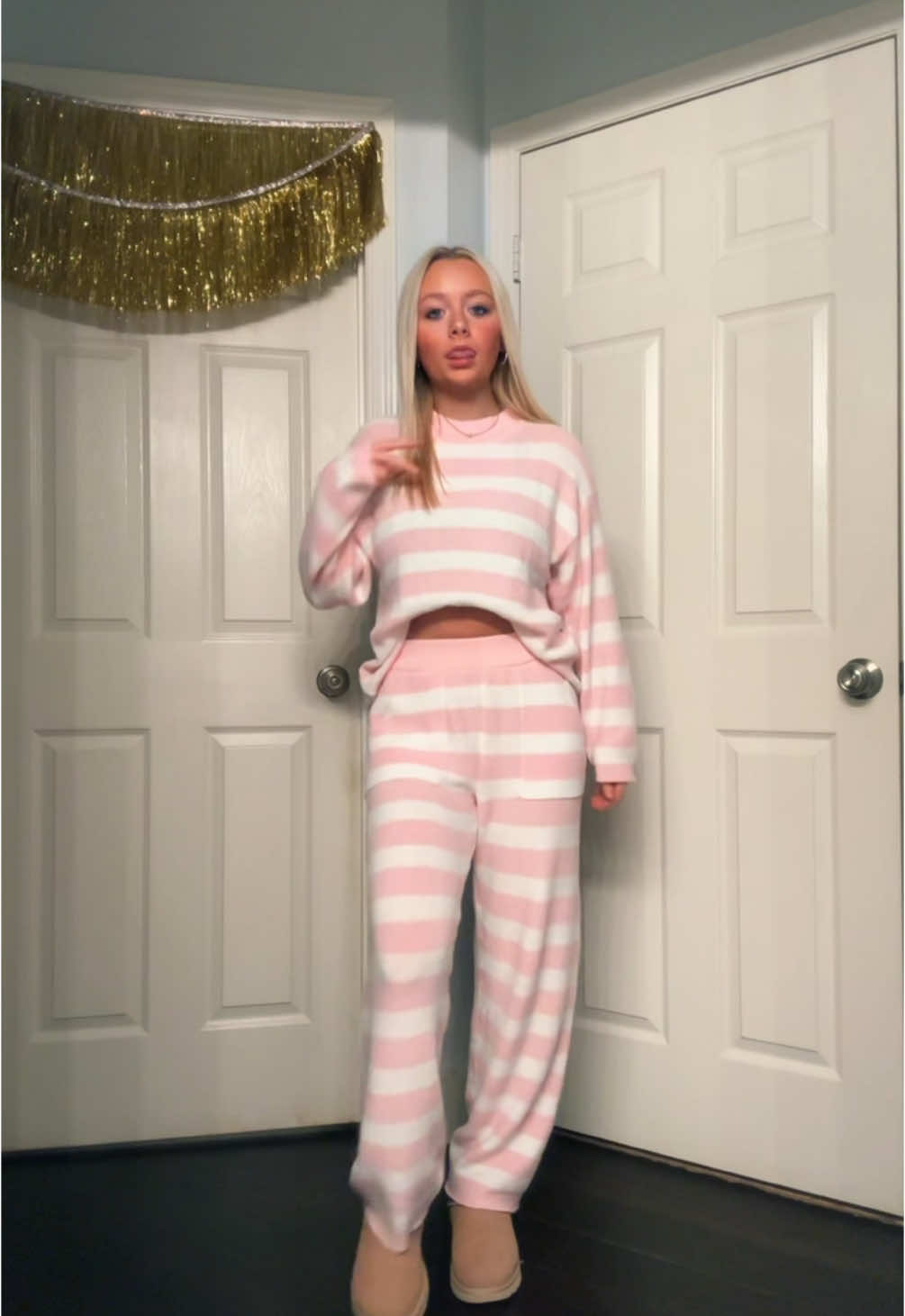 i’m obssesed with this pj setttt!! #xybca #blowthisupforme #fypシ゚viral #4u #viral #trends #relatable #fyp #trending #alabama #dance #christmas 