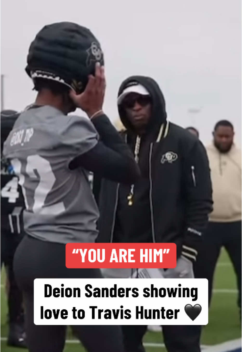 Coach Prime supporting his guy 🫶 (via @Deion Sanders Jr, Well Off Media/YT) #CollegeFootball #cfb #football #travishunter #deionsanders 