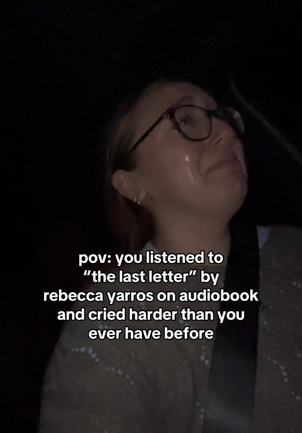 i almost had to pull over because i was crying so much. @Rebecca Yarros is without a doubt my top author of the year and i will die for her books. #bookish #BookTok #rebeccayarros #thelastletter #thelastletterrebeccayarros #book #audiobook #audible #bookrecommendations 