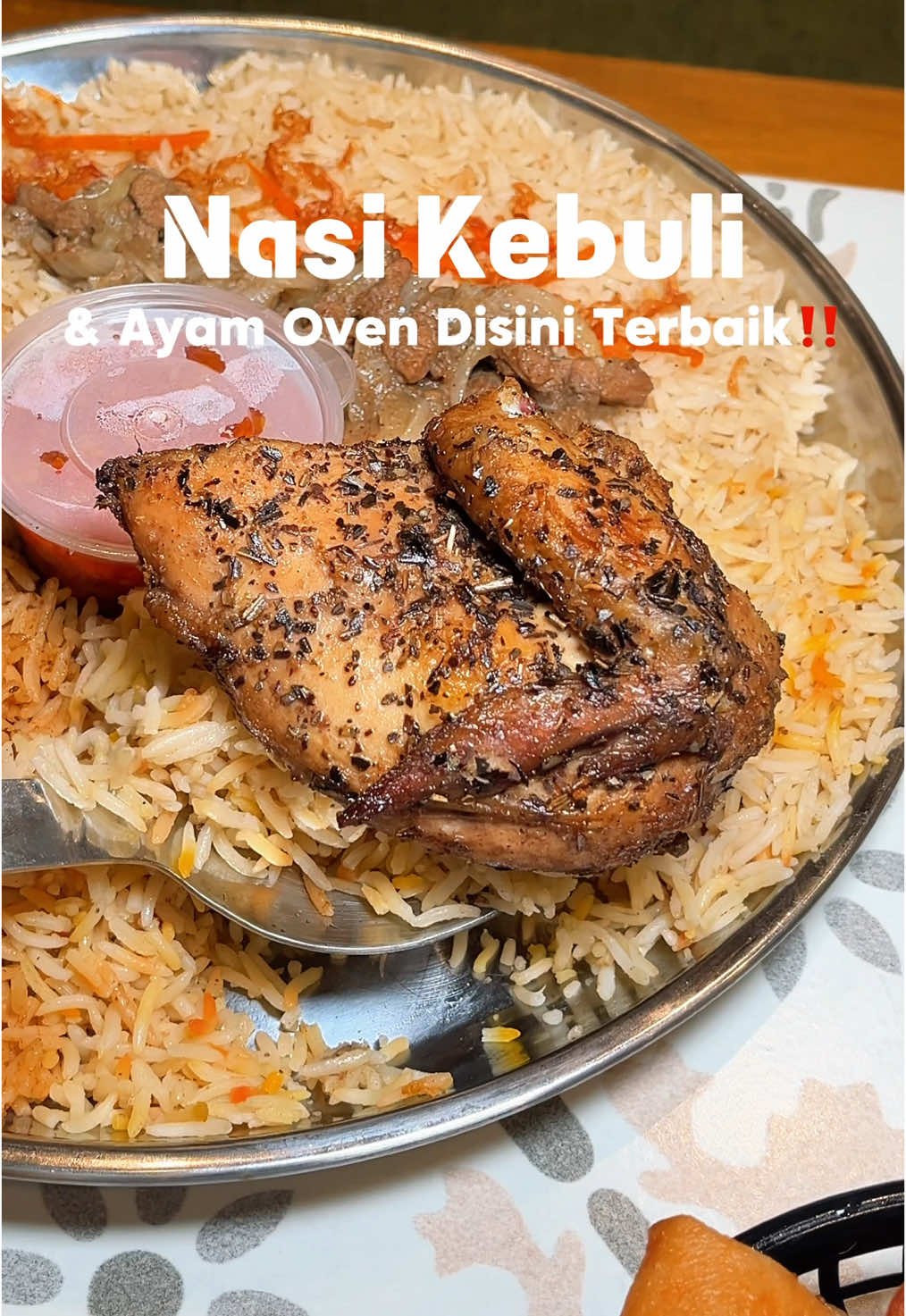 NASI KEBULI & AYAM OVEN DISINI TERBAIK SIH‼️  @KebuliTarim  📍 Kebuli Tarim,Jl. KH Mas Mansyur No. 238A Surabaya ⏰ Buka : 09:00-22:00 ➖➖➖➖➖➖➖➖➖➖➖ #kebulitarim #nasikebuli #nasimandhi #ayamoven #kambingoven #kulinerviral #kulinerunik #jajananviral #jajanansurabaya #surabaya #kulinersurabaya #surabayafoodies #jajanan  #dolanyoksurabaya #reelsinstagram #foodies #kuliner #cemilan #makansiang #makanmalam #kulinermalam #fyp #foryou #foryoupage 