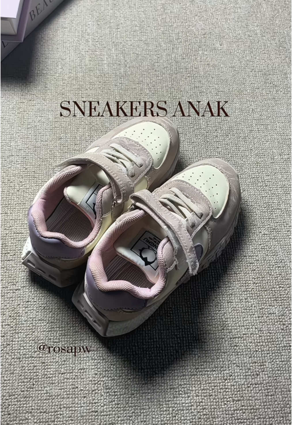 #sneakers #sepatuanak #sepatuanakkekinian 