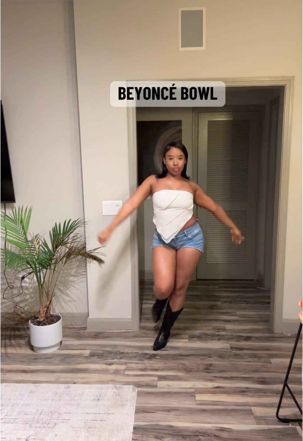 y’all know i neverrr played about B! #beyoncebowl #buckinchallenge #christmasgame #fypシ 