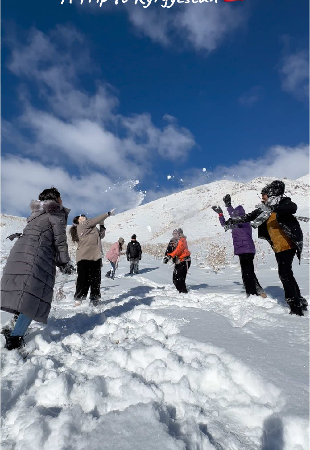 #kyrgyzstan #snow #december #womenssolotrip #uaetokyrgyzstan #trending #christmas 