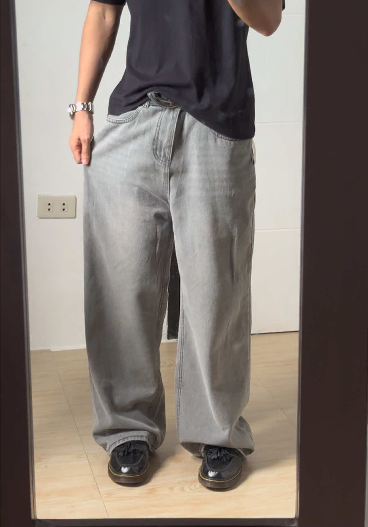 Recommend ko talaga tong pants na ito napaka solid #baggypants #retropants #pants #pantsoutfitideas #outfitideas #fyp 