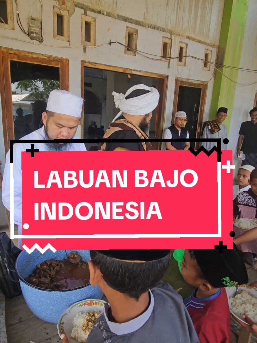 Berbagi rezeki kerana Allah #labuanbajo #indonesia #fyp #fypシ #motivationvideo #education 