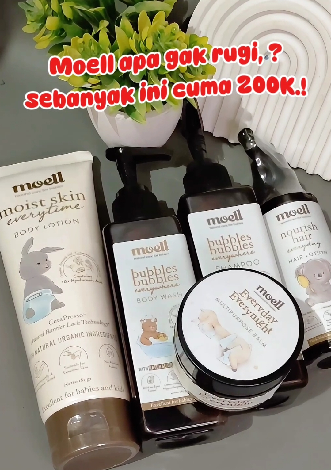 #moell #moellskincarebaby #moellbodylotion #moellbodywash #moellshampo #moellmultipurposebalm #moellhairlotion 