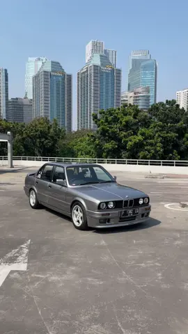 FOR SALE  bmw e30 318i 1991. minat lgsg dm aja #bmw #e30 #318i #cartok 