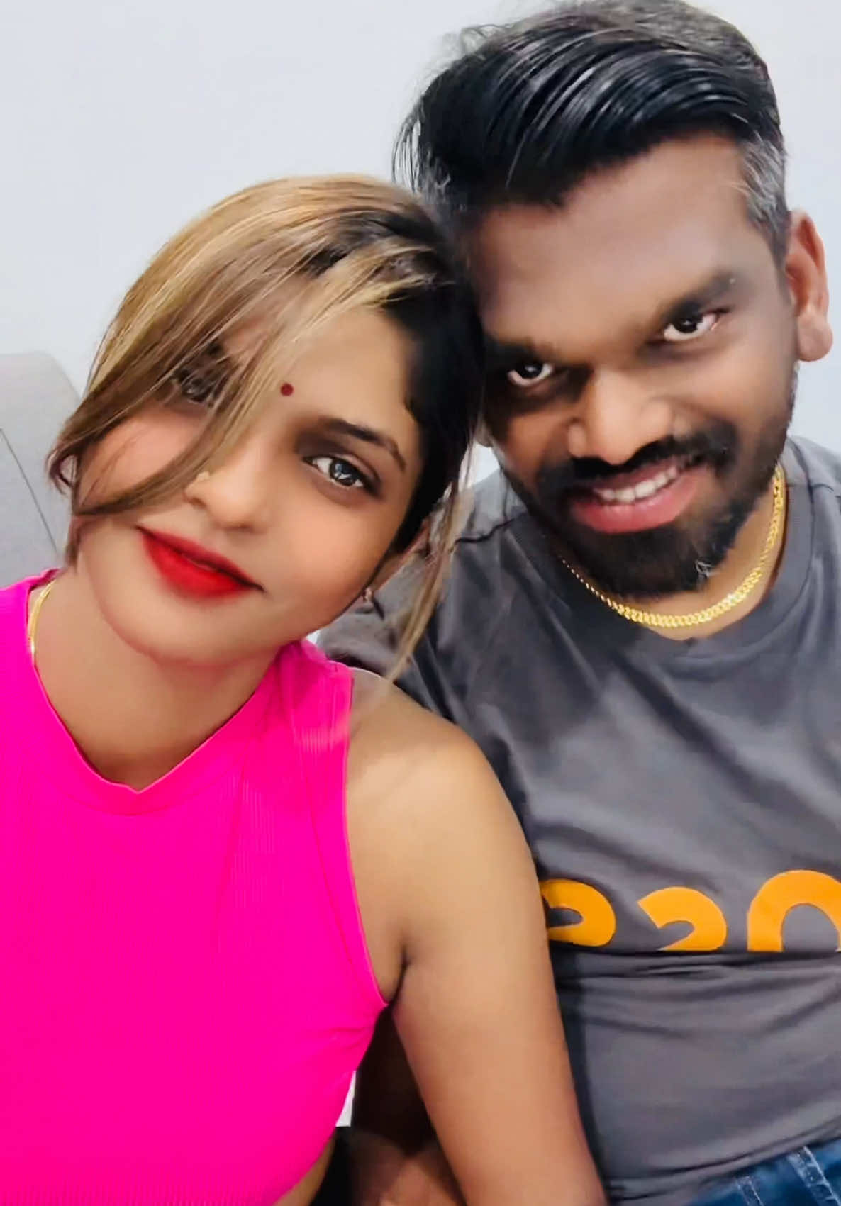 😂🤣 we try be not perfect match romantic 😂 #fyp_viral_tiktok#fyp_tiktok#thankyouforursupport #goodvibesonly#thankyouforthelove♥️#5milionviews##5milionsfollowerstiktok🤩#dailymylifevlog🌈  #treandingtamilsong  #lovetamilsong #5milionlikes #onlyformyhaters #husbandwifealaparaigal🤭 #husbandwifevideo💑 #husbandwifevibes  