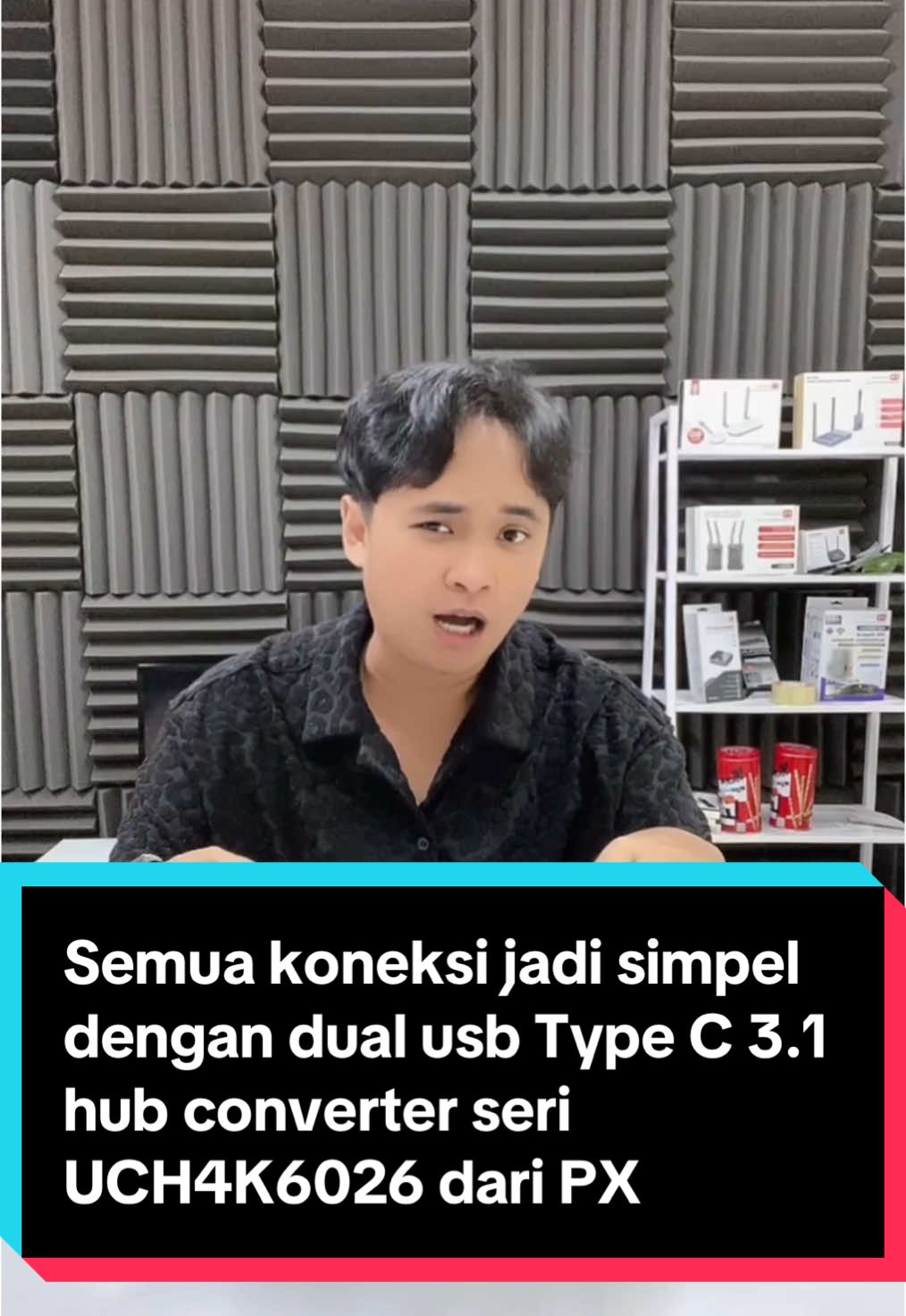 Nggak ada lagi slot yang kurang! Semua koneksi jadi simpel dengan dual usb Type C 3.1 hub converter seri UCH4K6026 dari PX  #macbook #produktif #techtok #setup #converter #typec #rekomendasi 