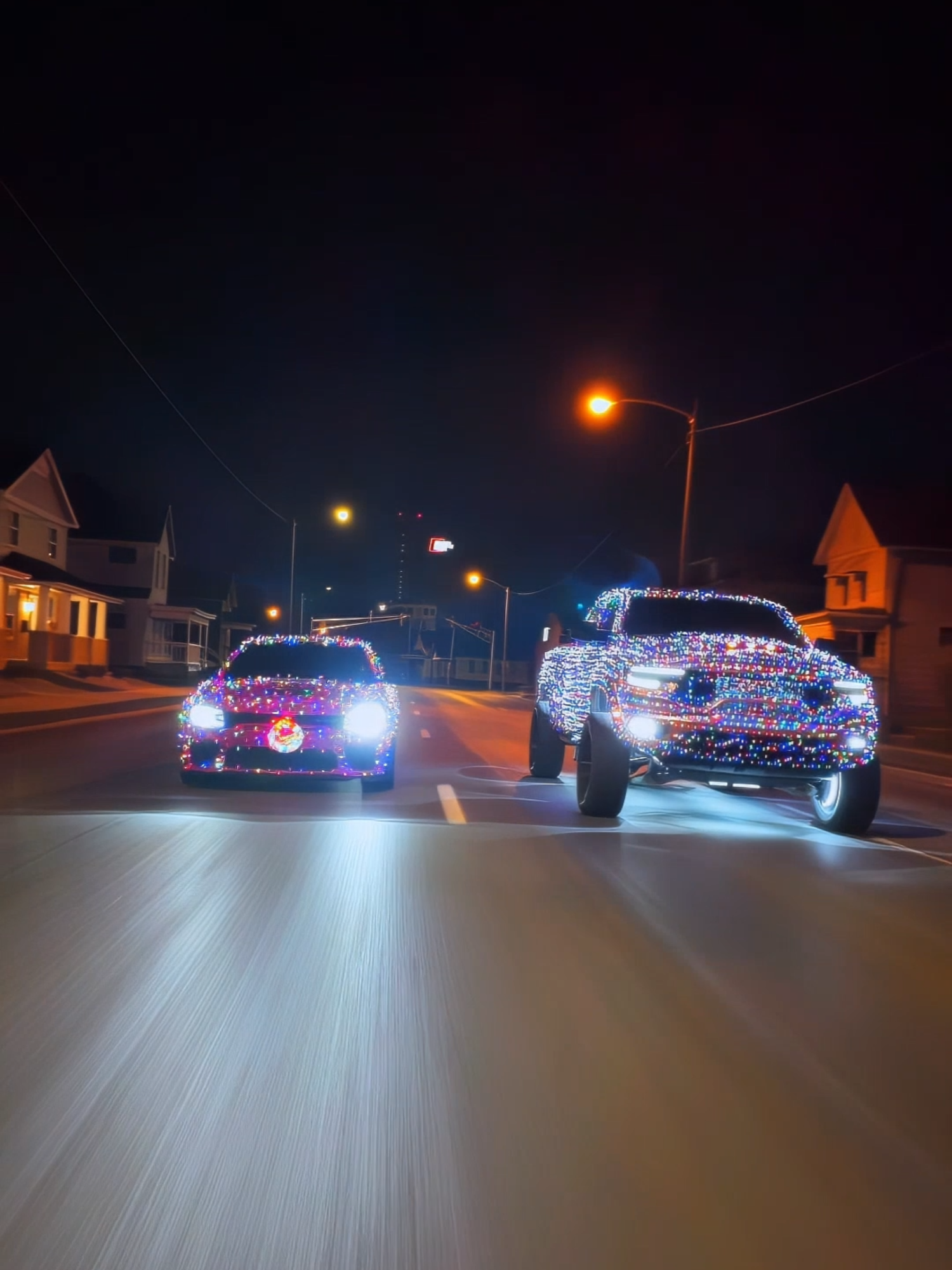 Let your ride be full of holiday vibes! 🚗✨ Let the visuals and sounds take you there with Osmo Pocket 3 and DJI Mic 2! 🎄🎶 Get ready to feel the festive joy from every angle! 🎥: IG/hooliganbrothers #osmopocket3 #DJIMic2 #Holidayvibe #FestiveJoy #CarVibes #Holiday #Fyp