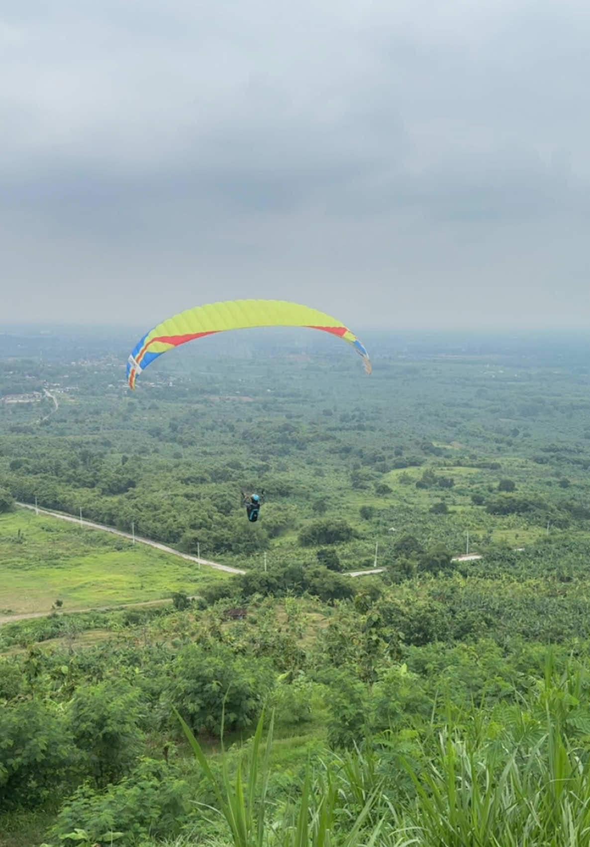 “ kata kata nya dulu “ MANAA BISAAA, keburu cape narik #fyp #fly #paralayang #semarang #pilot #pg