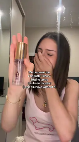 My Charlotte tilbury setting spray bottle worked fine 😭 I don’t know how I will survive without it @Charlotte Tilbury pls bring it back soon ❤️ #fyp #foryou #viral #charlottetilbury #charlottetilburysettingspray #charlottetilburymakeup 