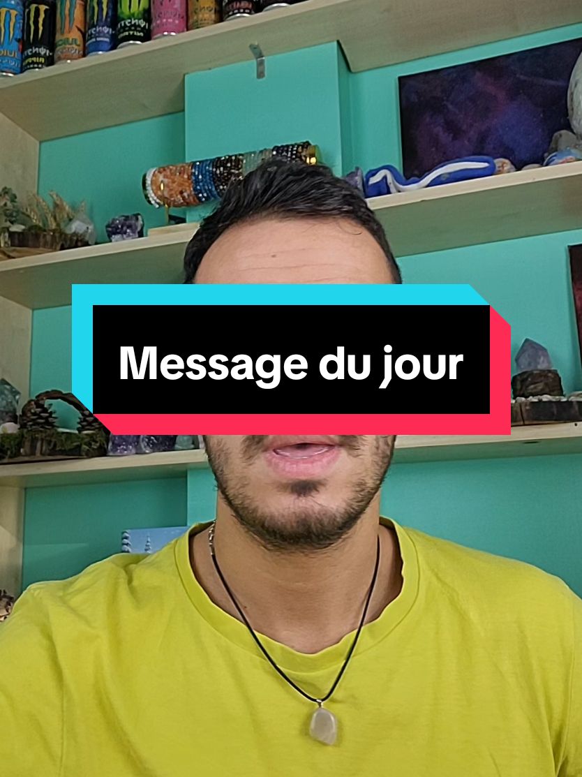 Message du jour :  Tes réponses sont a l'intérieur de toi n'attends pas de les trouver à l'extérieur #fyp #pourtoi #tiragesentimental #tiragedecartes #messagedujour #voyance #spiritualité 