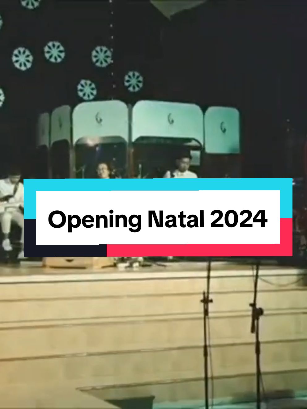 Opening Natal 2024 | GPdI Siloam Salatiga mixing equipment: Midas M32 live mixing by @kevintanujaya #livemixing #livemixingsound #openingnatal #soundengineer #soundengineergereja #soundengineerindonesia 