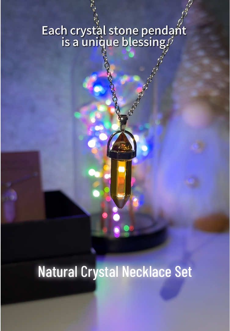 So beautiful crystal necklace! #spotlightfinds #gift #fyp #tiktokshopnewyearnewaura #tiktokshoplastchance #TikTokShop #giftidea #necklace #crystals #crystalsoftiktok 