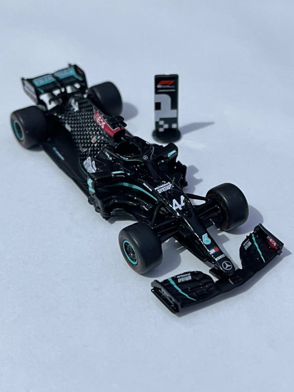 It’s Boxing Day! Got this beauty just in time for Christmas 🎄 any F1 fan must have a model of one of the GOATs! The Tarmac Mercedes-AMG W11 is such a beautiful car! #Formula1 #MercedesAMG #LewisHamilton #TarmacWorks #carmodel 