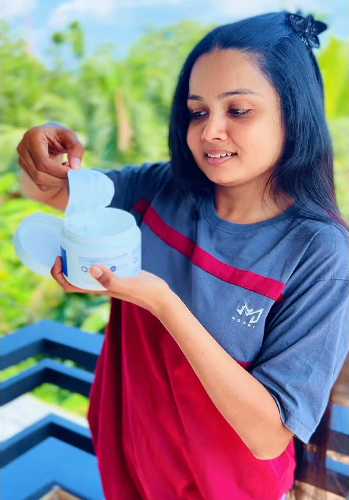 Cerave එකෙන් මට ආපු gift එක 🌁 @CeraVe SriLanka  #wolfygirl #travelblogger #tiktokvlog #foryoupage #cerave #ceraveskincare #skincare #moisturizer #viral 