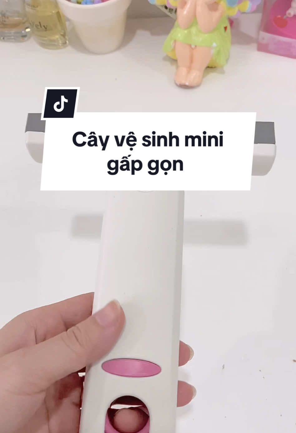 Nhớ mua theo tui để ko mua phải hàng đểu. Đây là cây thứ 2  tui có (trước mua bị fail nên giờ có kinh nghiệm 🥲). Dành cho ai muốn sạch sẽ nhưng ngại bẩn và dính tay như tui 🤣#hanhunbox #cayvesinh #clean #xuhuongtiktok ##tik_tok 