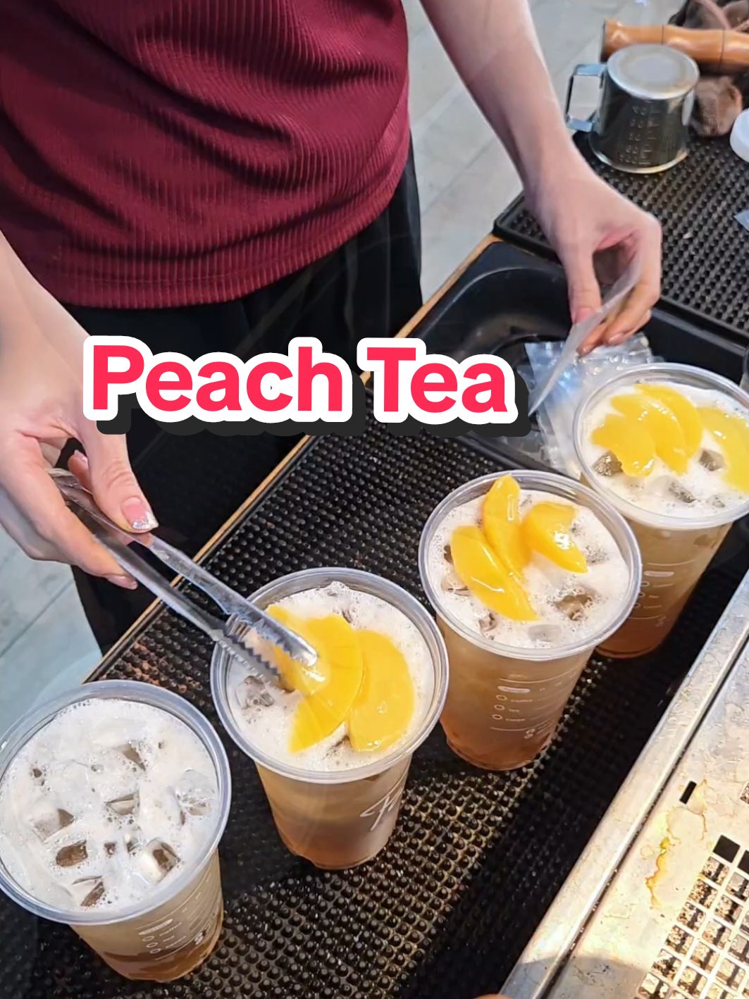 ชาพีช หอมๆ ฉ่ำๆ #ฟ้าคอฟฟี่ #คลังเครื่องดื่ม #tiktokพากิน #กินกับtiktok #ชงเครื่องดื่ม #ชาพีช #ชาผลไม้ #peachtea #fruittea 