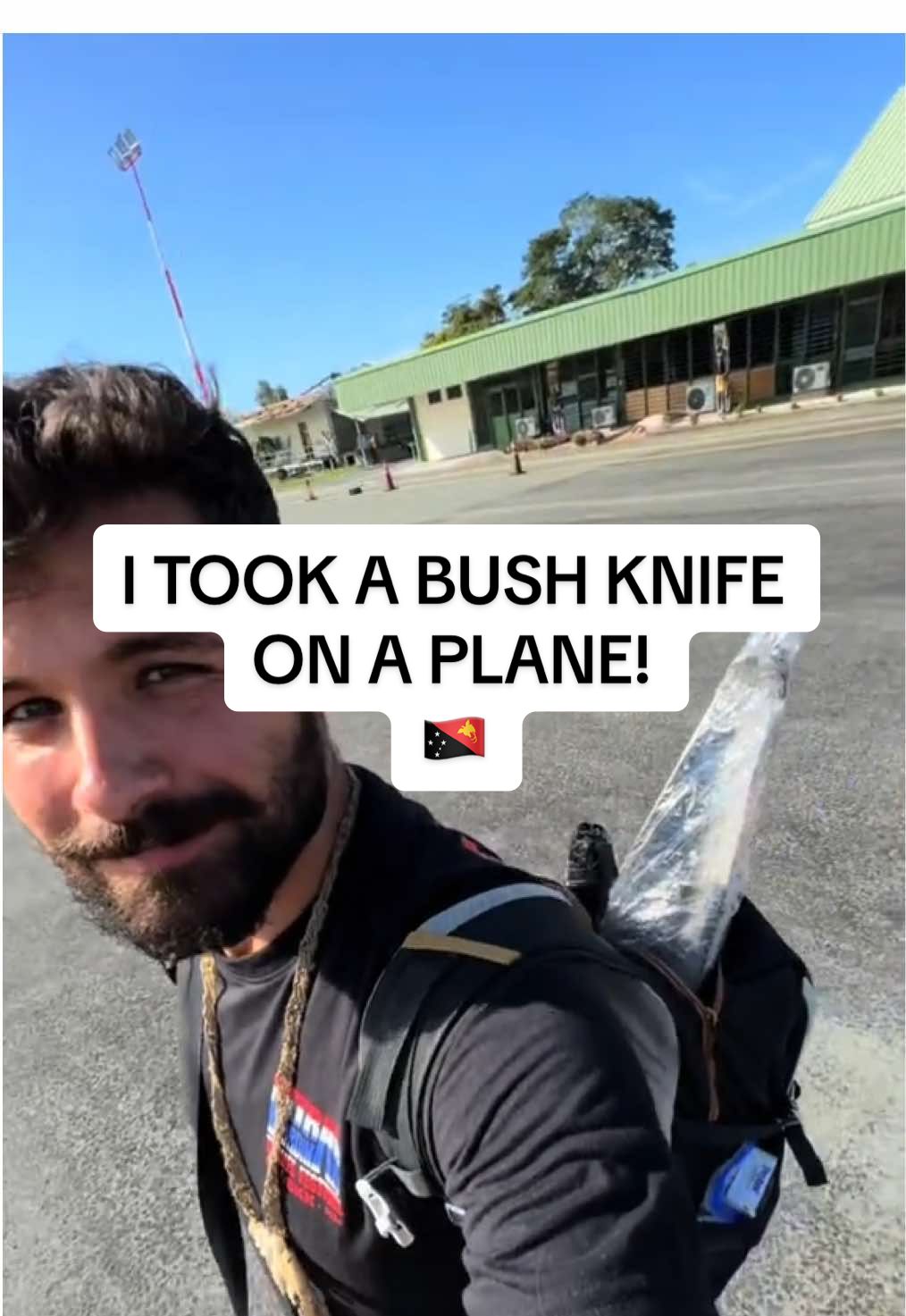 🇵🇬 after buying my bush knife everyone told me that it’s possible to fly with it so I thought I’d give it a try! ✈️  ** DISCLAIMER** the carrying an opening of Bush knives it’s completely legal in Papa New Guinea! #travel #traveltiktok #backpacking #traveltok #traveling #travelbucketlist #png #pngtiktok #pngtiktok🇵🇬 #papua #papuatiktok #papuanewguinea #papuanewguinea🇵🇬 #viral #fyp #airline #dnzhtravels 