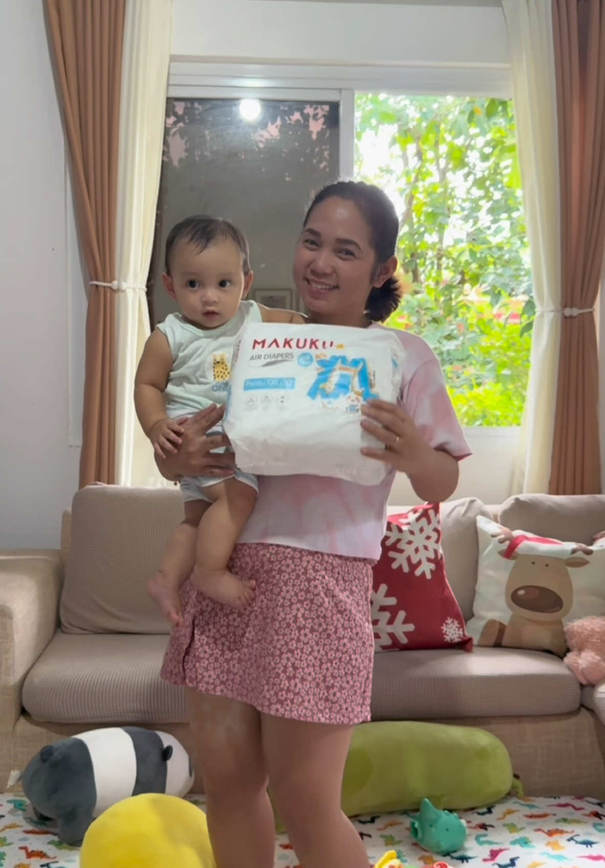 Lovin this diaper from makuku! #MakukuSoftCare, #makukuph, #adorable, #happyholidays, #fyp, #foryou, #viral, #foryoupage, #fy, #trending #diaper #diaperreview