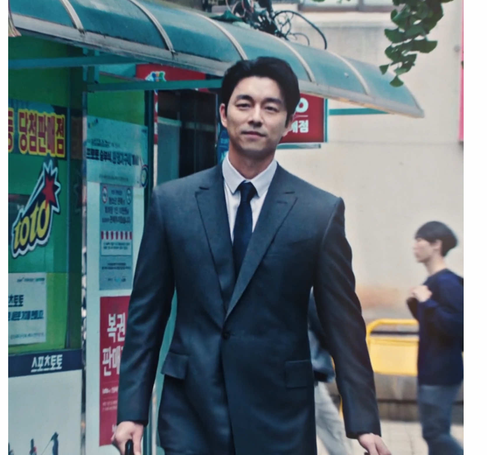 give him his emmy right now FAKE EVERYTHING #gongyoo #gongyooedit #squidgame #squidgame2 #squidgameseason2 #squidgame2edit #squidgameedit #salesman #salesmanedit #recruiter #recruiteredit #kdrama #kdramas #kdramaedits #kdramaedit #kdramafyp #fyp #explore #trending #foryoupage 