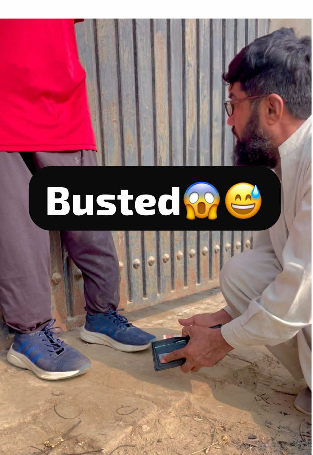 Busted😱😅 | #GupKhapp  . . . . . #ViralFunny #TrendingComedy #ViralComedy #TrendingFunny #ForYouPage #ForYou #ViralVideo #GrowMyAccount 