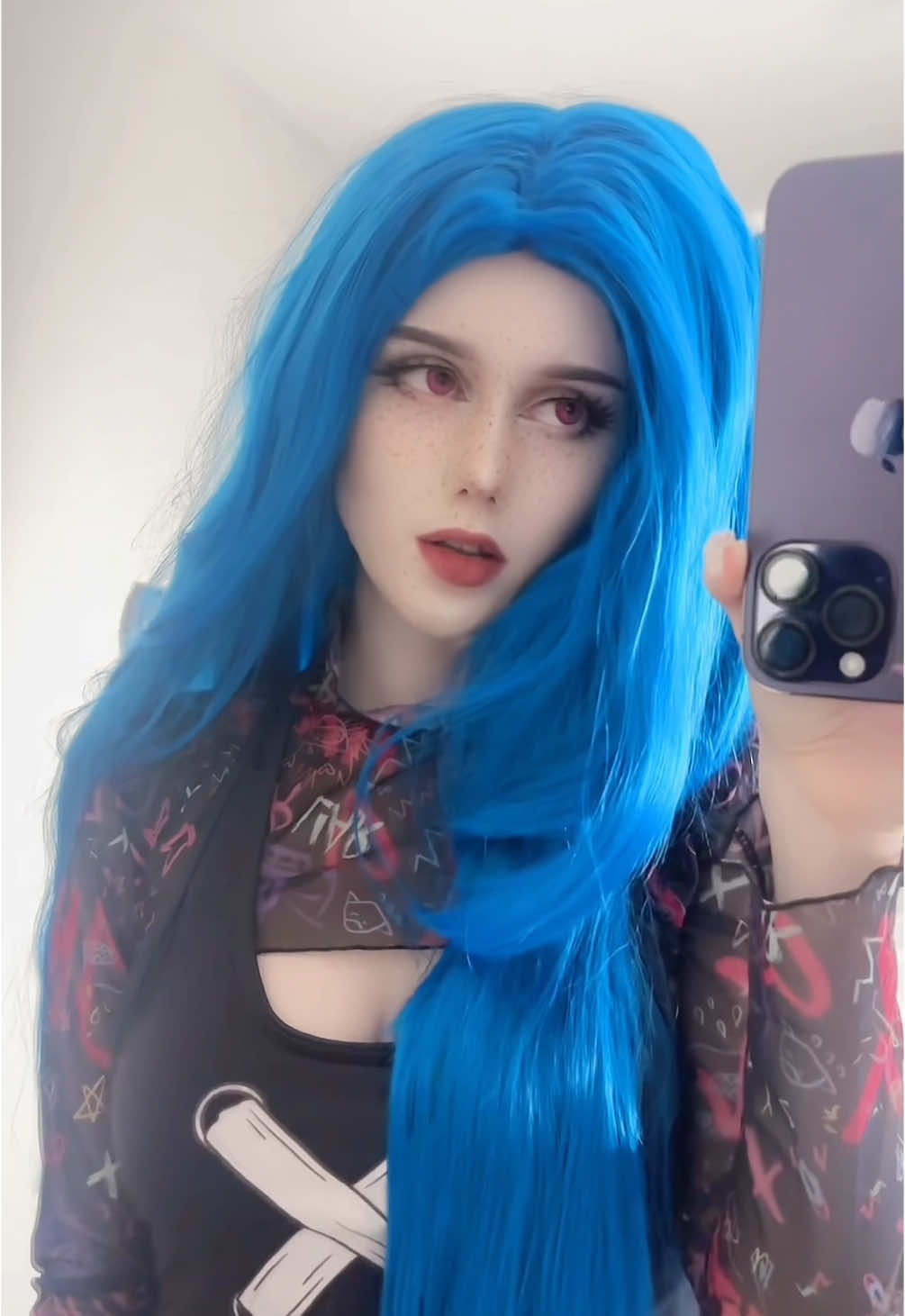 Long haired Jinx  🌙 #cosplaygirl #animegirl #cosplayer  #fyp #anime #cosplay #goth #gothic #alt #alternative #alternativefashion #alternativegirl #egirl #egirls #jinx #jinxcosplay #arcane #arcanejinx #arcaneedit #arcanelegends #vi #arcanevi #cosplaytransformation #cosplaytransition #caitlyn #jinxarcane 