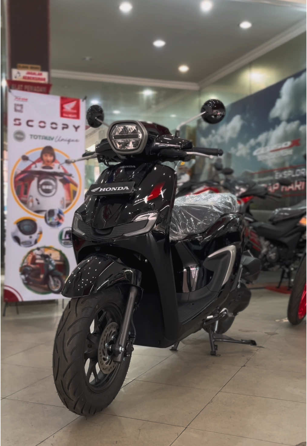 Stylo 160 CBS Glam black 😍😍 #hondapalembang #motorhondapalembang #fyp #hondastylo160cbs #hondastylo #kreditmotorhondapalembang #astramotor #astramotorveteran #hondasumsel #ptastramotorhonda