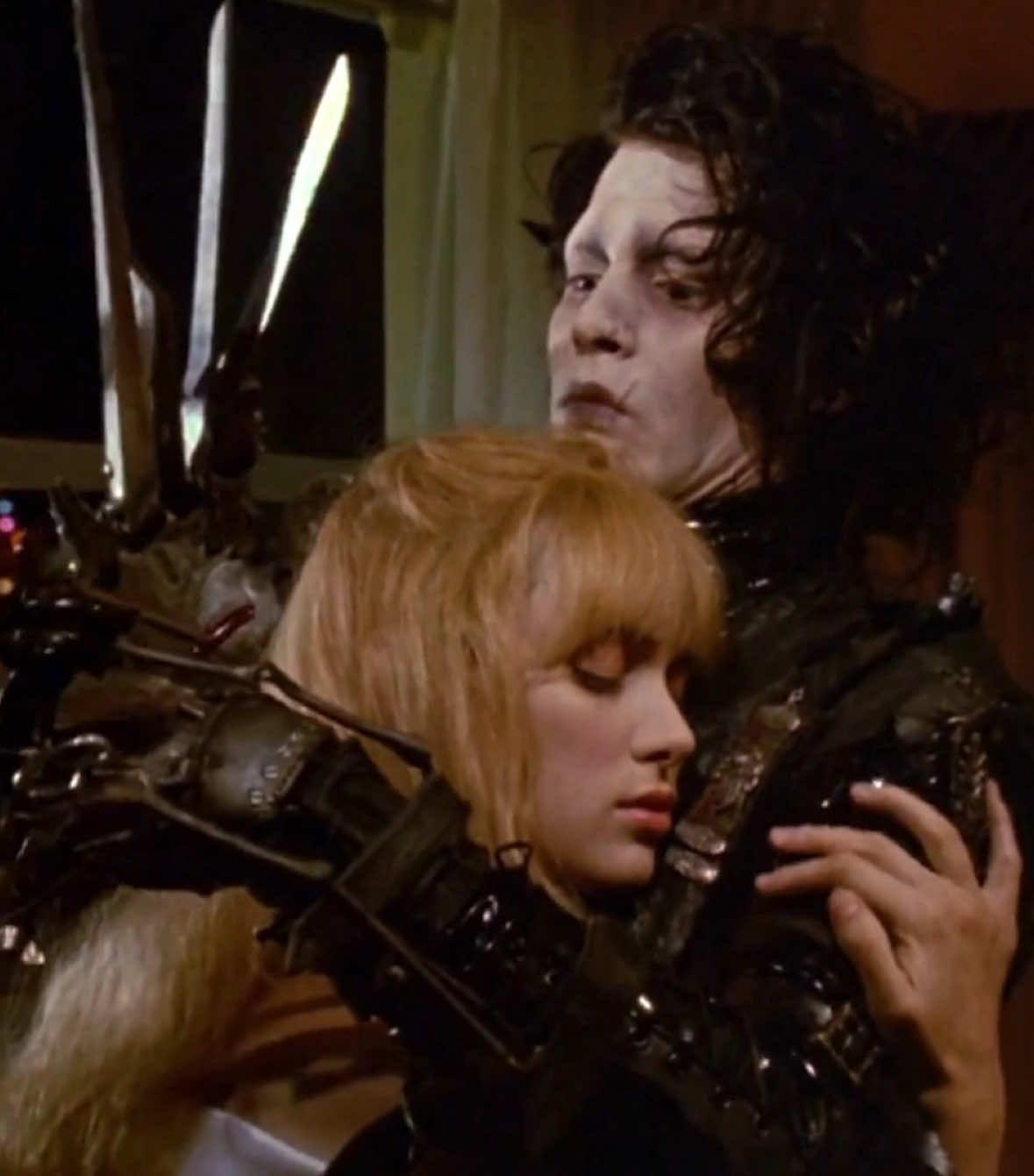 omg yes I loved nosferatu #edwardscissorhands 