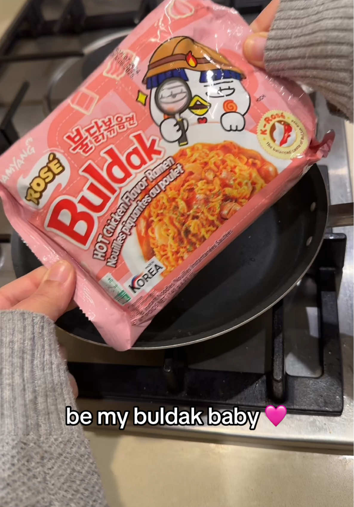tag your buldak baby below 😍 @Buldak #buldakrose #samyangrose #Foodie #FoodTok #fyp #hopelessramentic #foryoupagе #buldak #samyang #buldakramen #samyangbuldak #ramennoodles #creatorsearchinsights #instantramen #spicyfood #ramenallday #viral_video #buldaknoodles #samyangnoodles #samyangfirenoodles 