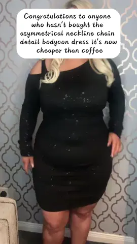 Perfect for slaying those Christmas parties without breaking the bank! # ** ... #Christmasdresses #partydresses #womensdresses #womensfashion #fashiontok #christmaspartyoutfit #tikmademebuyit #bf24 #blackfriday #blackfridaydeals #spotlight #spotlightfinds 