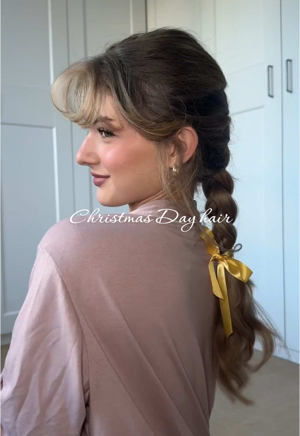 christmas day hairstyle 🎄🧸💛 my bangs were pmo so bad …. #christmas #ChristmasLook #hairstyle #hairtok #bows #christmashair #christmasday #frenchbraid #dutchbraids #plaits 