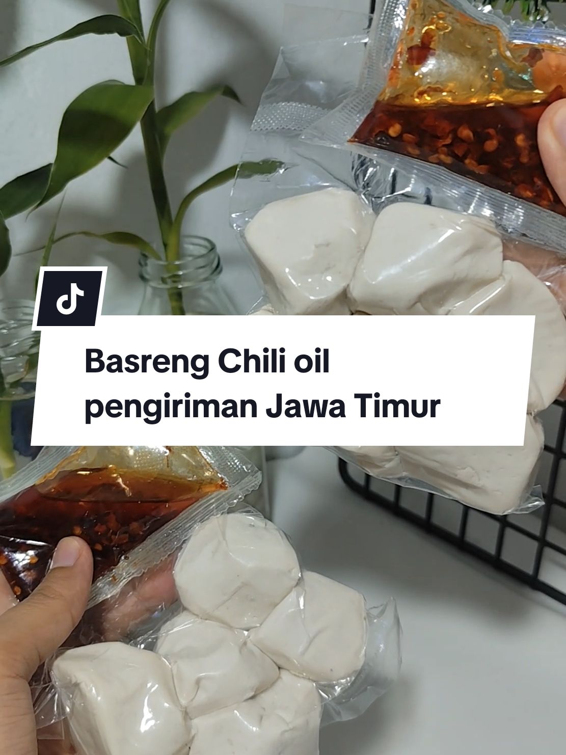 yakin gak mau cobain??basreng Chili oil lagi viral dan harganya murah lohh.. #basreng #basrengchilioil #basrengmentah #jajanantiktok 