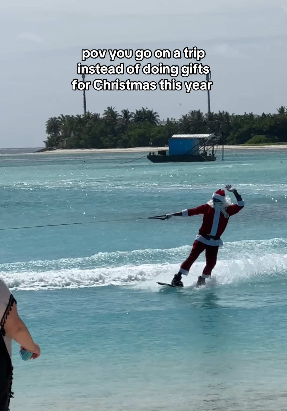 Maldives is so unserious 😂😂🎄🌊🥂 best time tho 