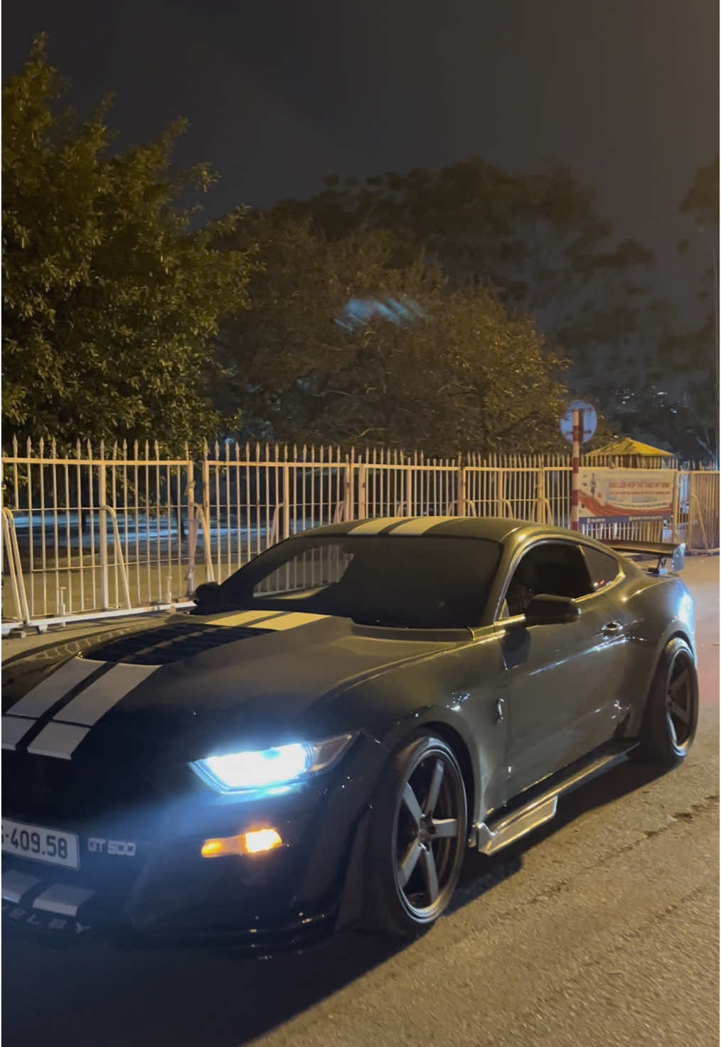 Ford Mustang 5.0 cháy phố nào #ford #fordmustang #mustanggt #shelby #xuhuongtiktok 