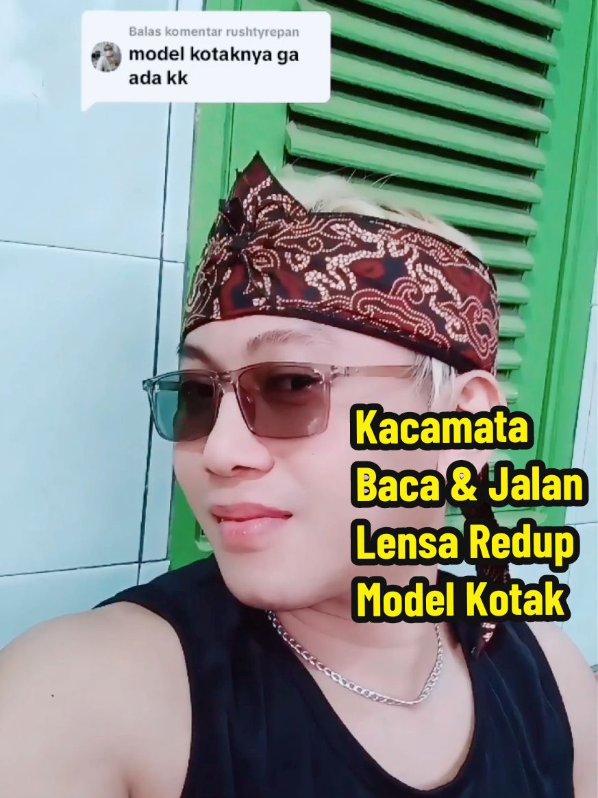Membalas @rushtyrepan Kacamata Baca Dan Jalan Lensa Redup Model Kotak #kacamatabacadanjalan #kacamatadoublefokus #kacamatadobelfokus #kacamataduafungsi #kacamatabaca #kacamataantiradiasi #kacamataantiuv #kacamatamurah #kacamatakeren #kacamatalensaredup #kacamataoval #jagoanvideotrending #megaguncang1212 #wibgajian #yearendsale 