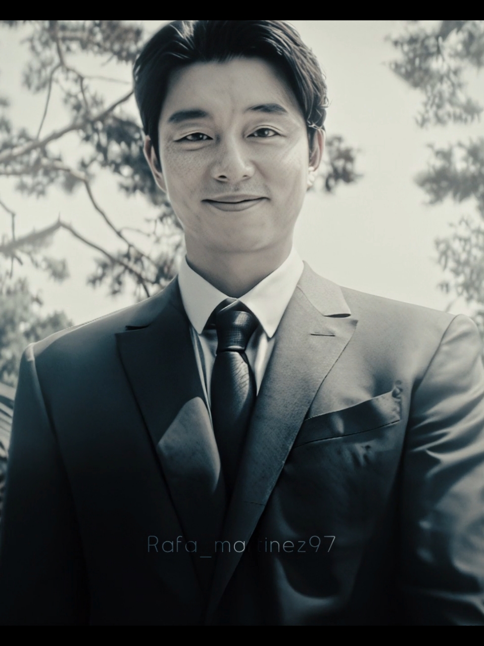 Gong yoo is back ( Quality settings in my bio ) // #salesman #squidgames #gongyoo #squidgamesedit #gongyooedit #edit 