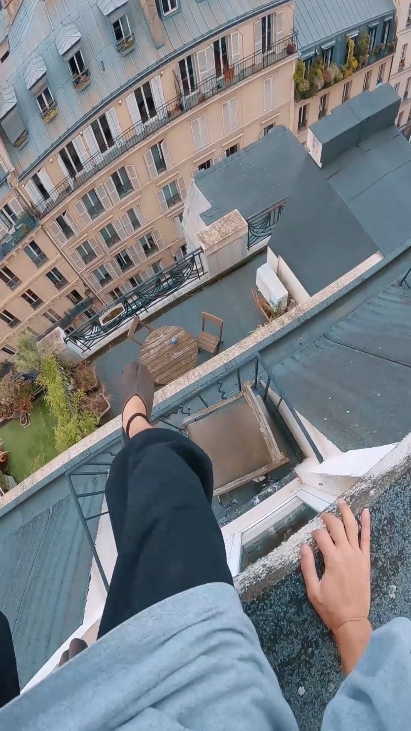 Keep calm and do Parkour. #parkour #rooftops #professional #paris