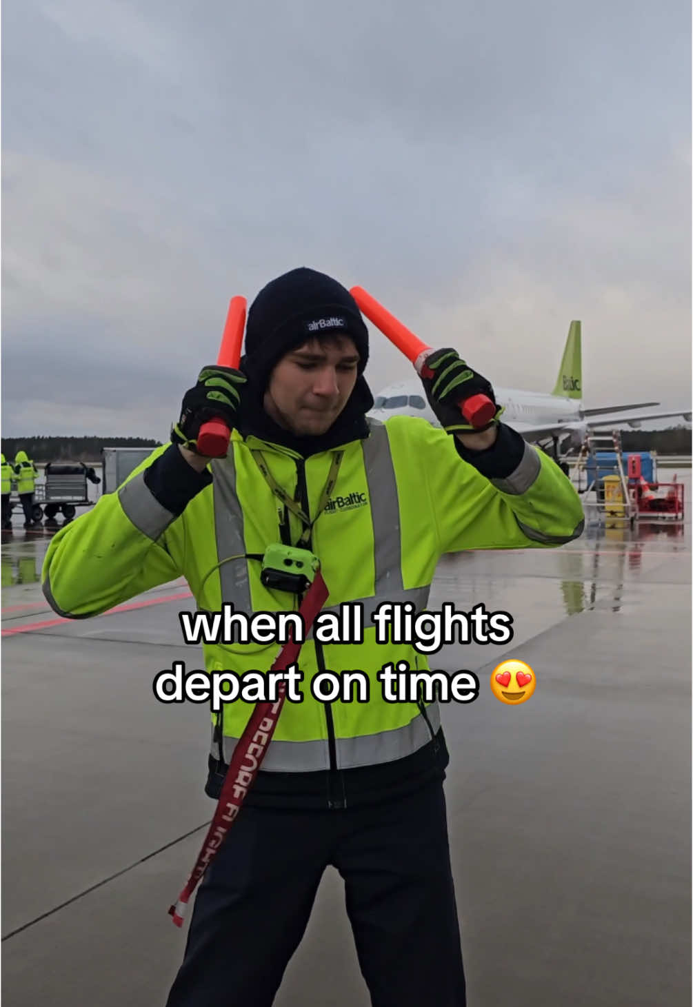 no words to explain this feeling, only dance moves 😭 #airbaltic 