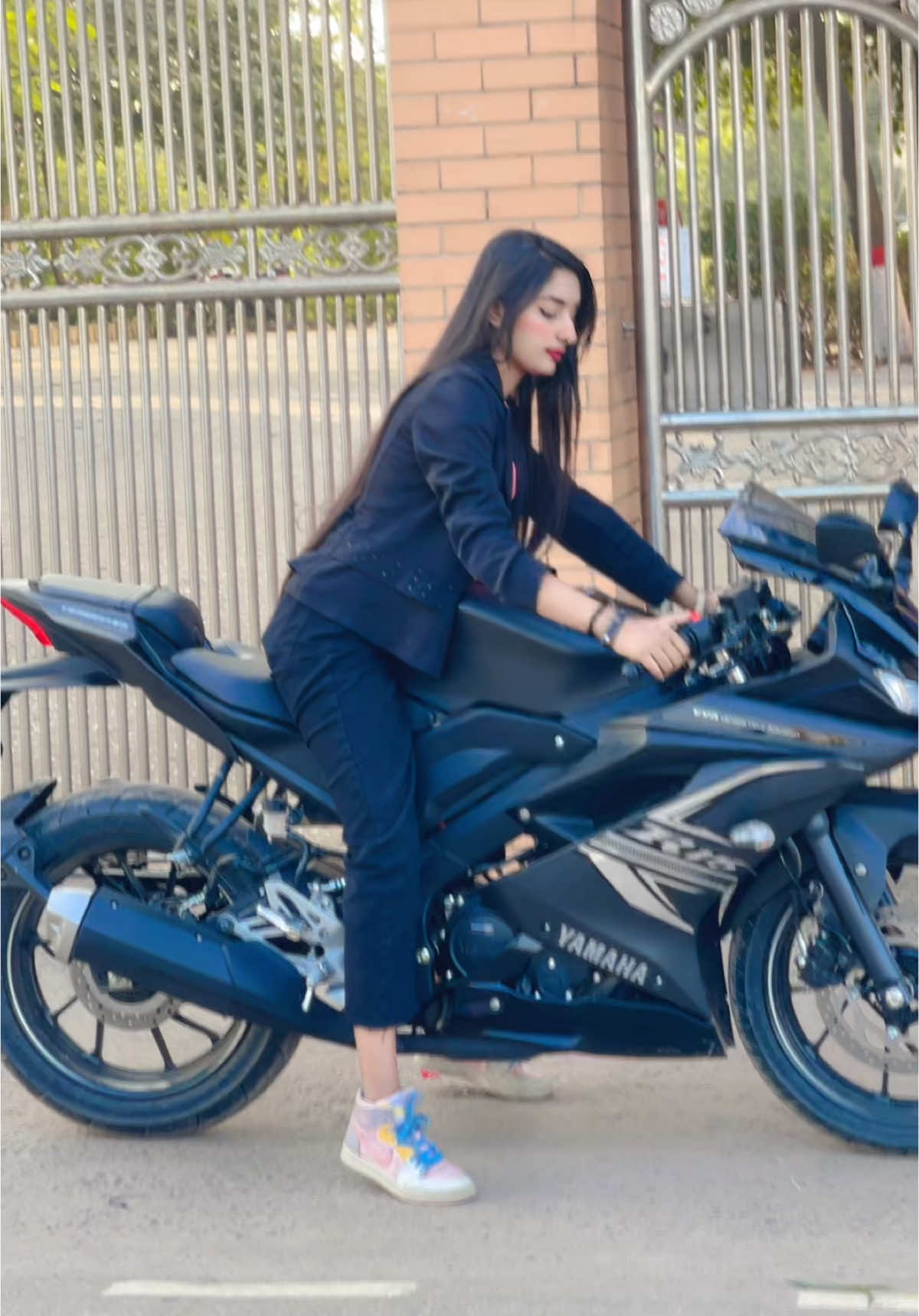 My bf  only bike….🥱❤️‍🩹❤️‍🔥#foryou #bikelife #ladybiker #tending 