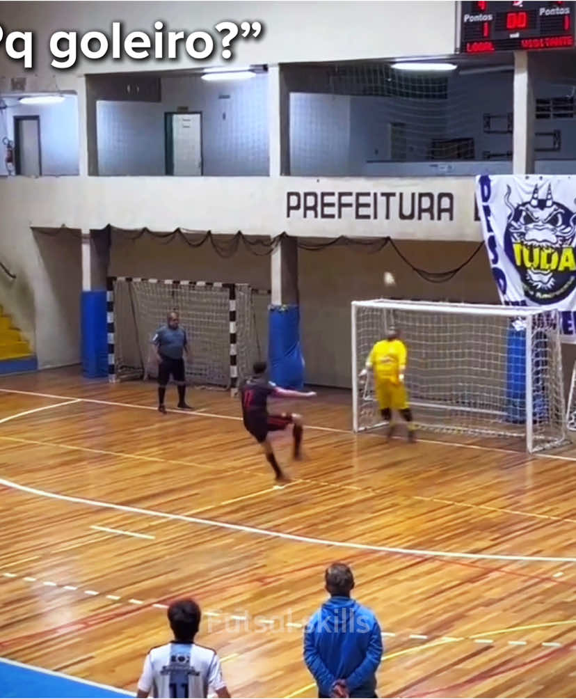 PAREDÃO🧤🧱#futsal #futebolderua #goalkeeper 