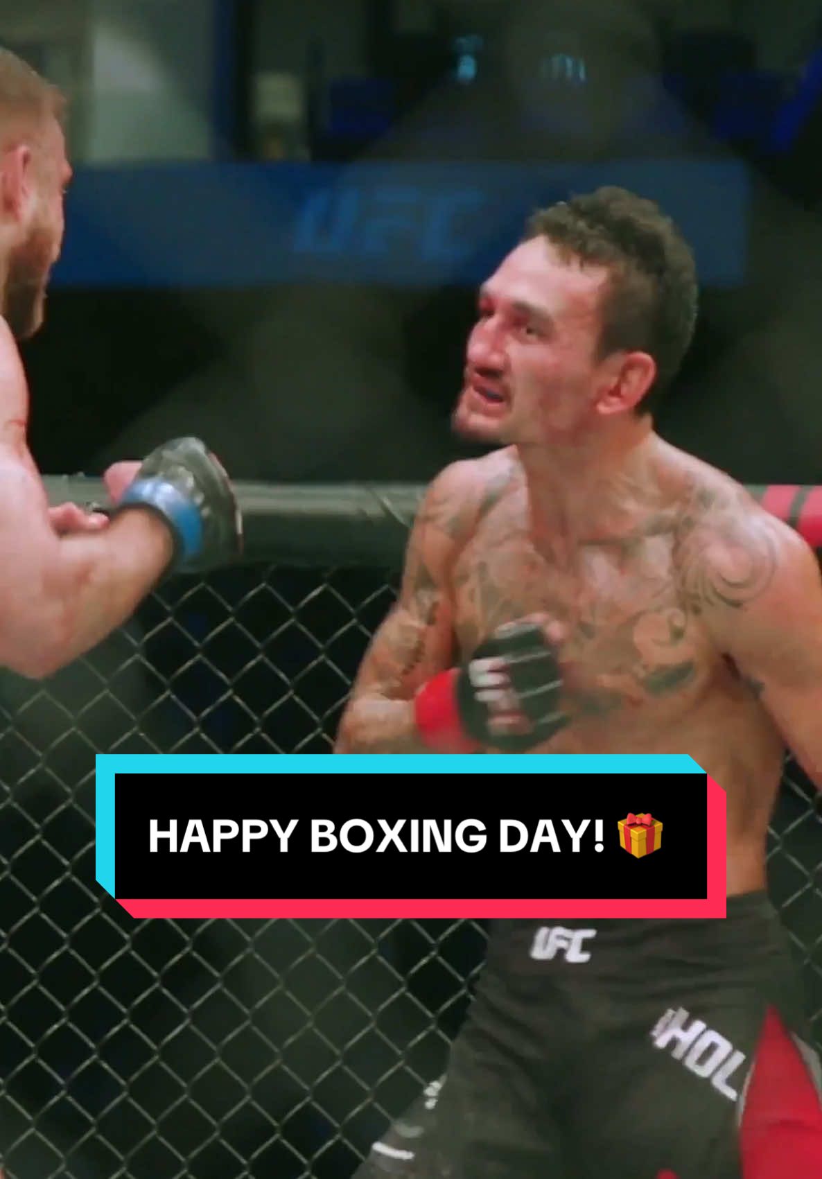 Happy Boxing Day! It’s only right we bring back this iconic Max Holloway moment… #UFC #ufcvideo #maxholloway #ufcedit #ufcfighter #ufcfightnight 