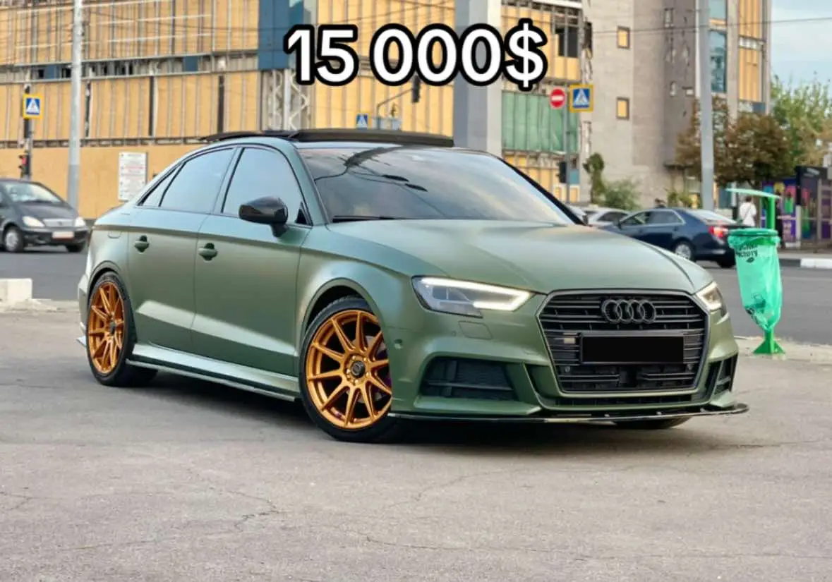 🚗 Audi A3 📆 2016 рік. 💰 15 000$ ⚙️ 2.0 Дизель 🕹 Автомат 🛣️ 197 000 км. ☎️ Номер в нашем Instagram 🌃 Харків  Опис: Офіційний автомобіль. Лише після технічного огляду. Надійний та невибагливий транспорт, що їде жваво та наполегливо, тихо та впевнено. Експлуатували дуже дбайливо, любили і дбали краще ніж треба. Список допів: virtual cockpit - 1000євро: -кермо Audi TT RS + carbon + підігрів - 1500дол Адаптивний круїз контроль (радар, стрекоза, свати) - 1500дол; Асферичні дзеркала заднього виду зі складанням - 700дол; Безрамкове асферичне дзеркало салону – 200дол; Audi side assist нового покоління – 800дол; Park Pilot 3.0 (сама паркується) – 500дол; Камера утримання у смузі та розпізнавання дорожніх знаків - 300дол; Салон Audi Exclusive S3 напівковші – 2000дол; Преміальна музика Bang Olufsen - 1000дол; -штатна сигналізація - 200дол; Чорна стеля – 500дол; Led плафони салону - 150дол; Ручки відкривання дверей (з салону) RS3 –100дол; Комфортна led підсвідка салону - 500дол; Преміальна мультимедіа mib2 (SIM card, wi-fi, car play, 2 USB, online пробки, що працює Audi Connect - 1500дол; Передня оптика Matrix Led – 1500дол; Задні динамічні стопи - 800дол; Передній бампер lift S3 – 1250дол; Задній бампер lift S3 – 500дол; Пороги Sline (ориг) - 500дол; Штатний відео реєстратор у дзеркалі - 300дол; Диски Niche R18+ гума Michlen Pilot sport 4 - 2800дол; Вібро-шумоізоляція - 1000дол; Кузов затянутий в дорогу плівку oracal 970 Matt nato Olive - 2000дол Сайлентблоки RS3, нові амортизатори оригінал, тільки після ТО (кожні 7-8т км), колодки по колу нові, всі фільтри, масло - все оригінал. Присутні всі системи безпеки. Машина не була в ДТП, стан ідеальний. Кузов повністю в оригінальній фарбі і повністю захищений плівкою. На всі запитання відповім по телефону. Такої іншої немає! Порядність гарантую.