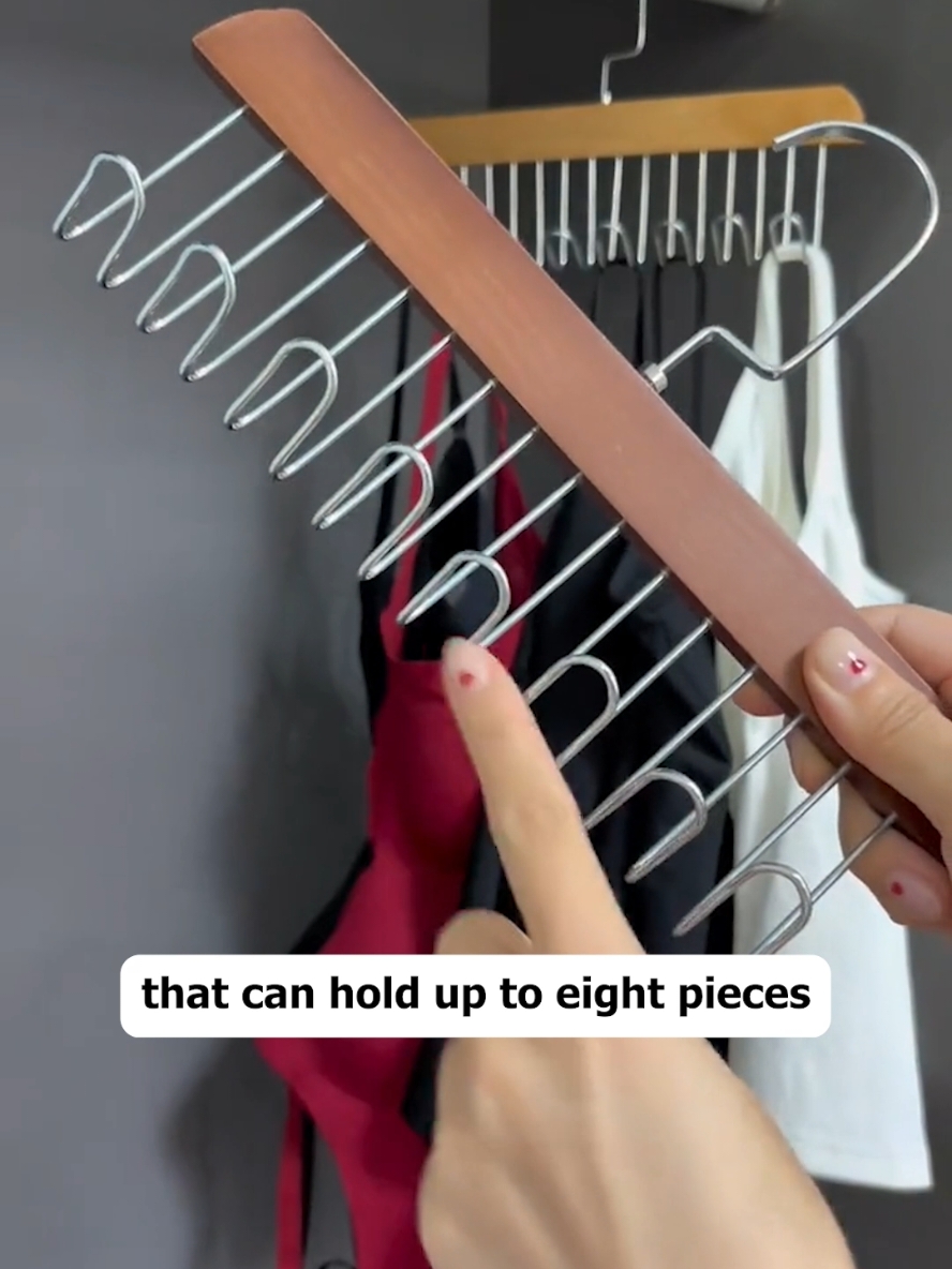 Organize your panties with just one hanger 🫢 ?