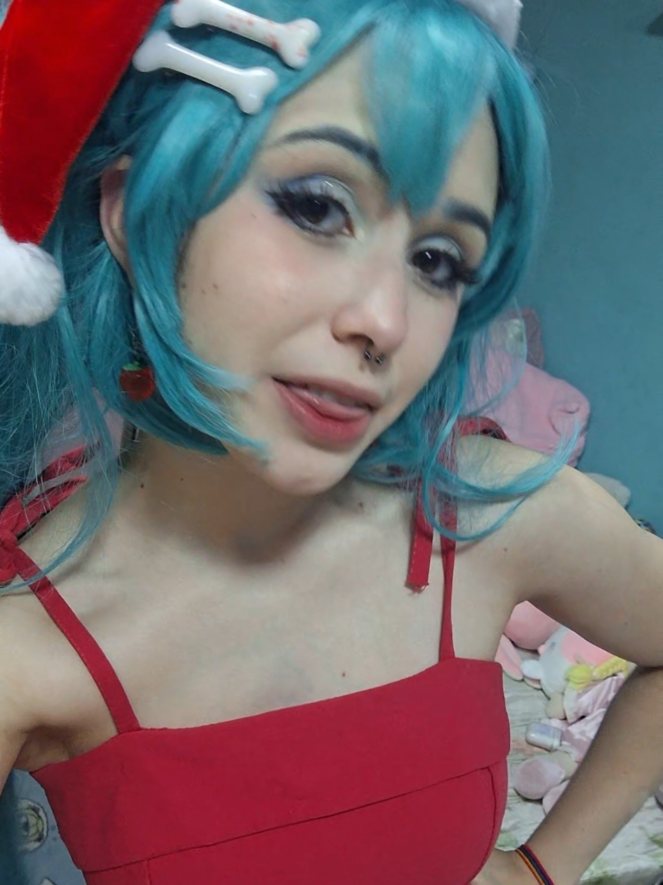 #HATSUNEMIKU #cosryn #ryryn #ryryncos #Cosplay #hatsunemikuchristmas  #miku #mikuhatsunecosplay #mikuhatsune #miku #hatsunemiku #merrychristmas #FelizNatal  #hatsunemikucosplay #vocaloid #vocaloidcosplay #vocaloidmiku #cosplayer #Anime #coringuei #🎀🦴🍮🐾  #🍮🐇🎀🎧  #kawaii #kawaiiculture #kawaiifashion #hellokitty #sanrio 