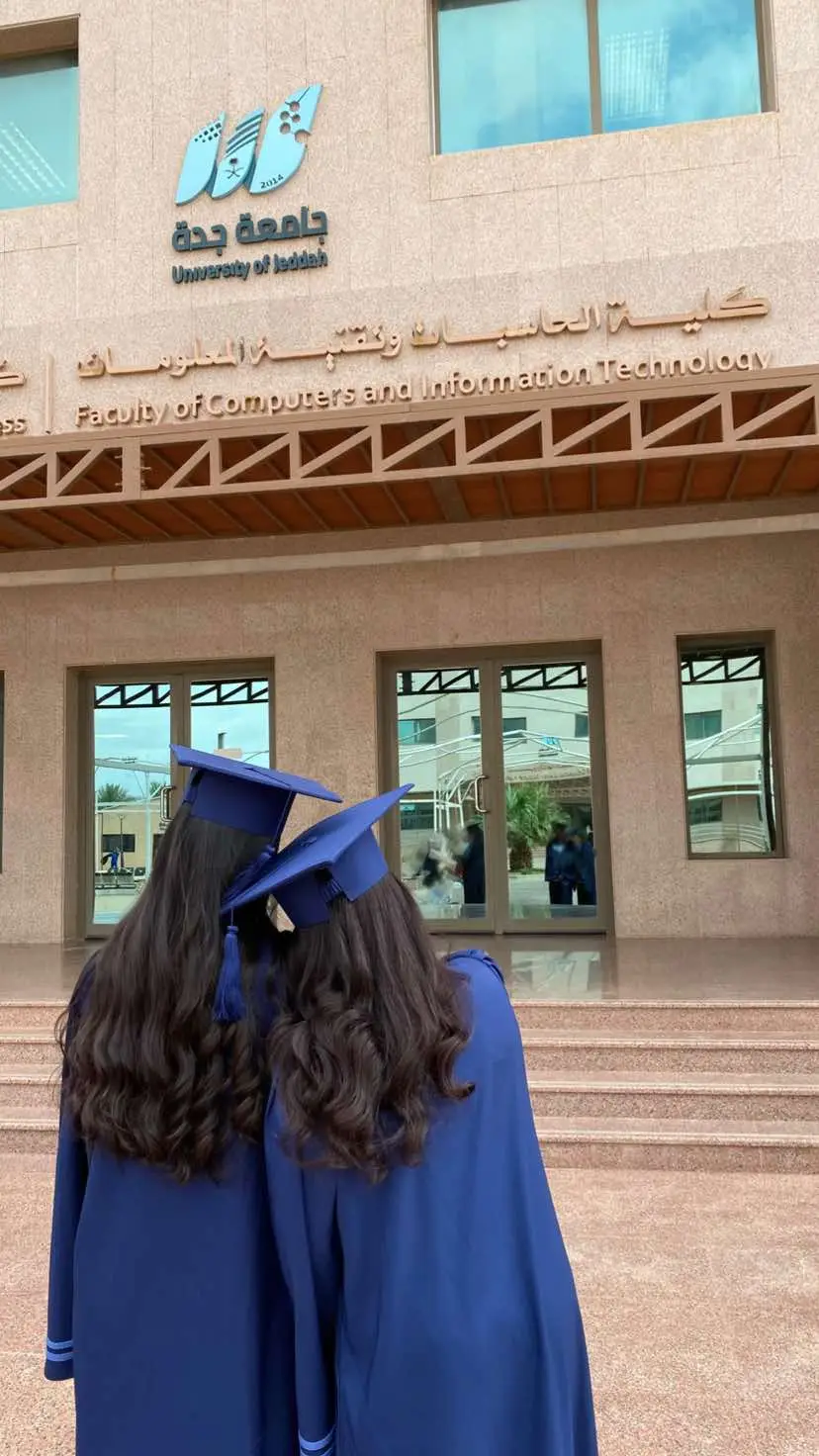 #graduation #تخرج #uni #explore #fyp #explorer #fyppppppppppppppppppppppppppppppppppp #fouryou #explorepage 