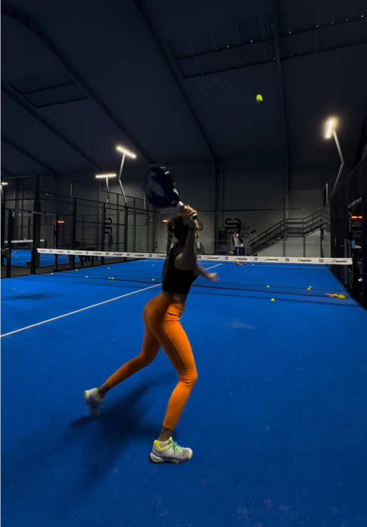 Some Viboras from yesterday's training 🔥💪🏽 What is your favorite shot in Padel? 😁 #padeltime #padel #padelfemenino #padelvideos #practice #fouryoupage 