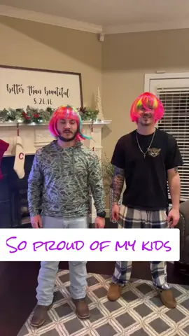 @SNL live  yeet Skirt, Wig Christmas, It was my Idea 😄 🤣 #prouddad #yeet #skirt #snlchallenge #myboys #soproud #dancingumpire 