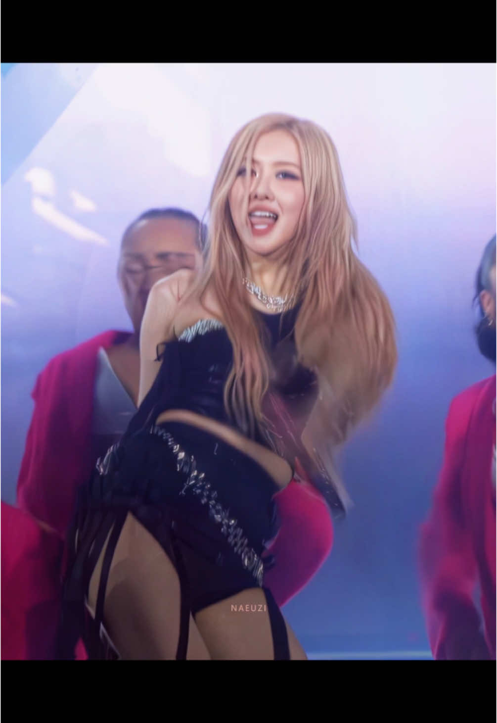 we all miss roséchella #rosé #roséedit #roséchella #coachella #blackpink #roseblackpink #blackpinkedit #kpop #kpopedit #kpopfyp 